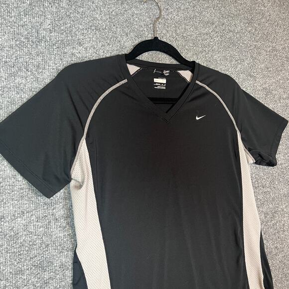 Nike Shirt Womens Medium Black Crewneck Short Sleeve Performance Stretch - Picture 3 of 11